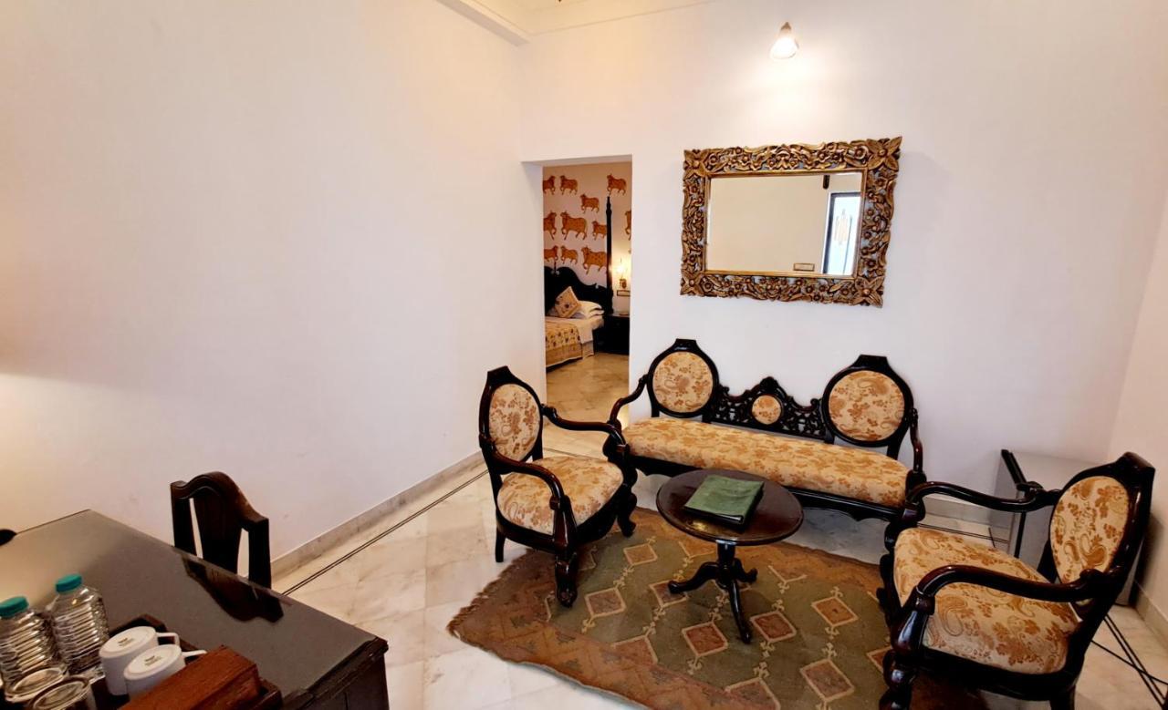 Mahendra Prakash Hotel Udaipur Ngoại thất bức ảnh